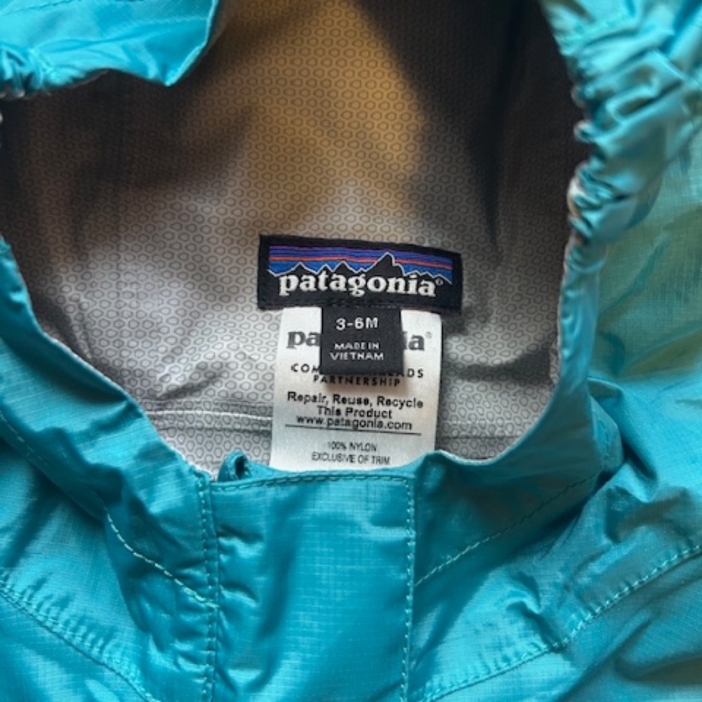 Patagonia Torrentshell One Piece Infant Rain Suit - size 3-6 Months - Picture 2 of 8